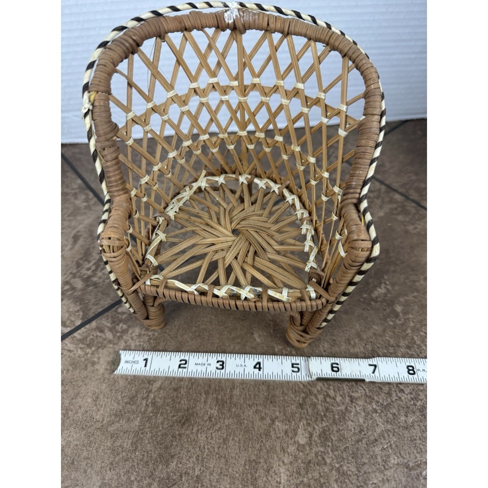 SET OF 2 VINTAGE WICKER DOLL CHAIRS - Picture 7 of 9